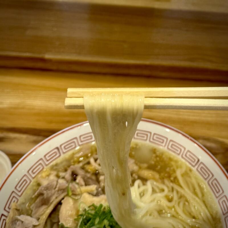新旬屋本店 山形県新庄市沖の町 親鶏中華蕎麦(塩) 親鶏中華そば 塩ラーメン 麺