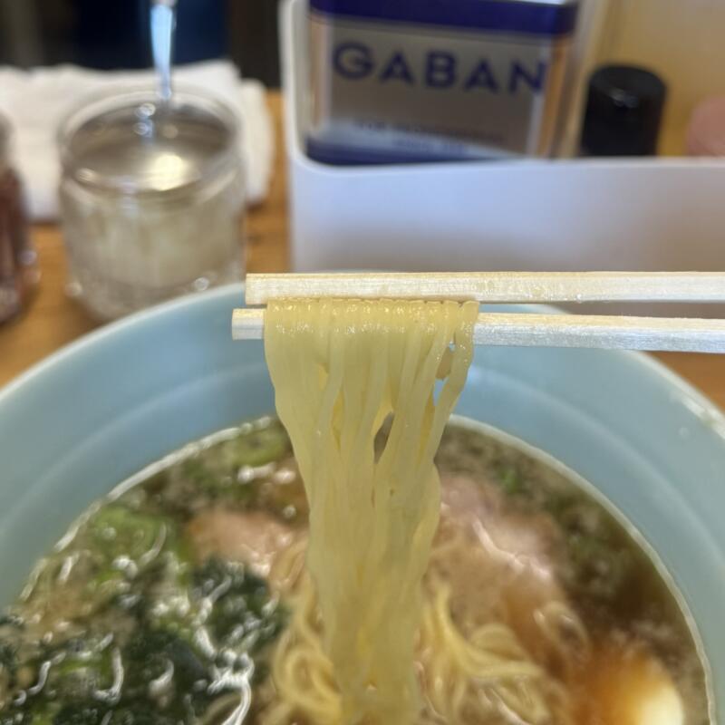 らぁめん家 拉麺職人 満大 移転リニューアルオープン 宮城県大崎市古川 栄町東 古川駅 ラーメン(並) 背脂醤油ラーメン 羽田製麺 特注麺