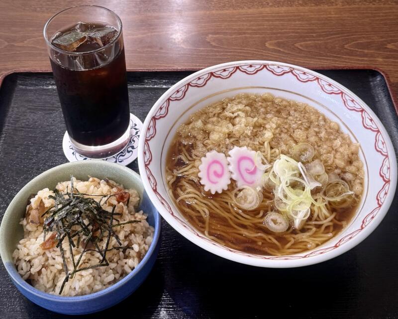 お食事処 雁の里 秋田県仙北郡美郷町飯詰 湯とぴあ 雁の里温泉内 三貫堰 後三年駅 美郷セット 美郷たぬ中 たぬき中華そば 和風醤油ラーメン 美郷まんま アイスコーヒー