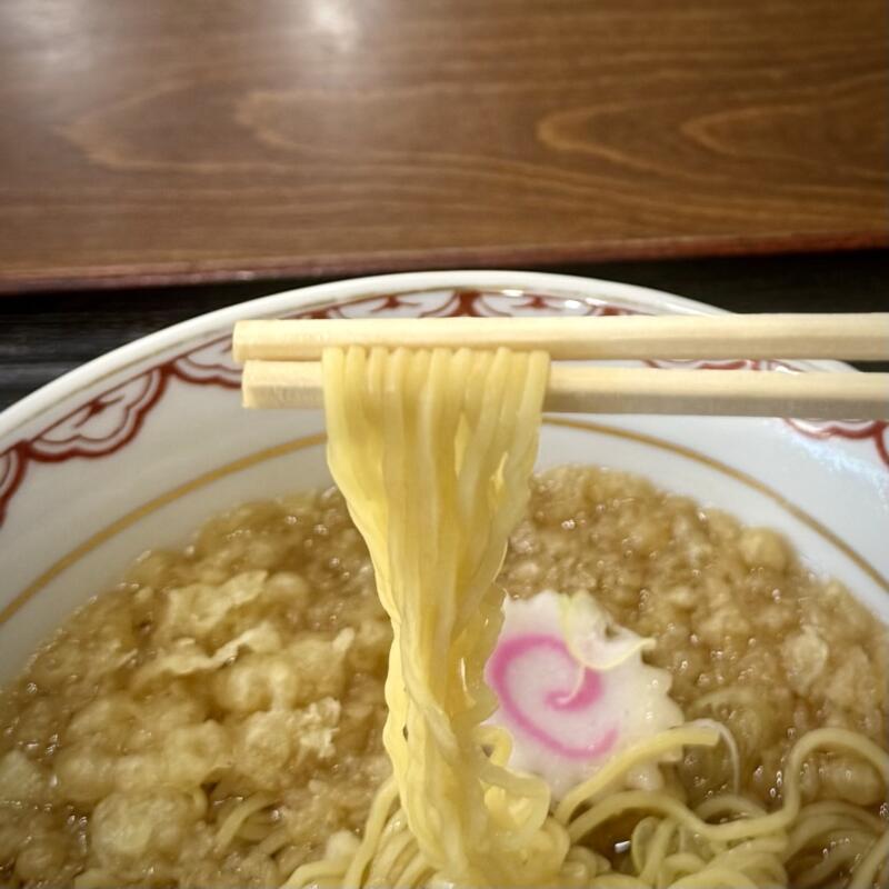 お食事処 雁の里 秋田県仙北郡美郷町飯詰 湯とぴあ 雁の里温泉内 三貫堰 後三年駅 美郷セット 美郷たぬ中 たぬき中華そば 和風醤油ラーメン 麺