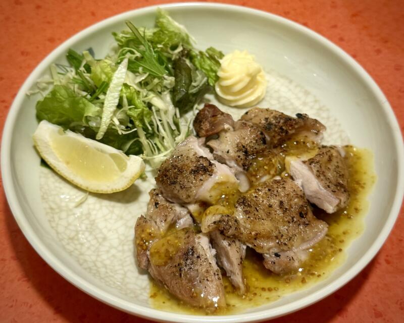 友四郎 中央店 山梨県甲府市 甲府駅前 もも肉塩焼き