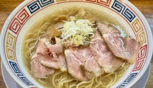 ラーメン いなや。＠山梨県甲府市にて午前中ラーメンをオーダー！前日は立石公園・唐州ふるさとの見える丘→サントリー白州蒸溜所→登美の丘ワイナリー→ほったらかし温泉・あっちの湯→友四郎 中央店→わら焼き熊鰹 甲府本店を観光＆ハシゴ酒からの〜朝ラー♪