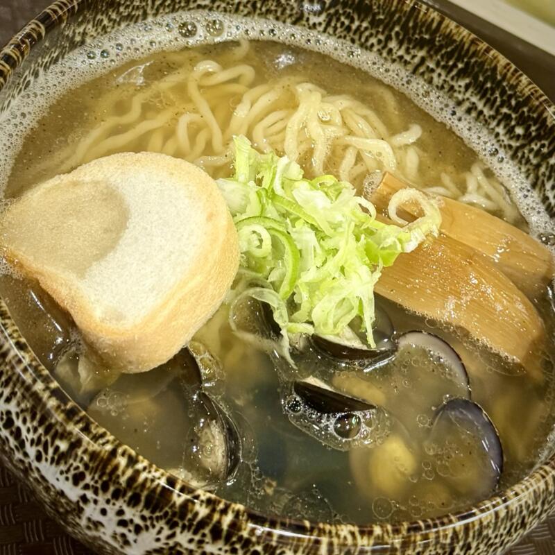 八甲田麺業R アール 八甲田食堂×R campコラボ店 青森県弘前市駅前町 ヒロロ4階 しじみらーめん シジミラーメン 十三湖産蜆 シェルラー 具