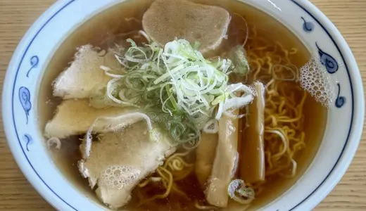 文ちゃんラーメン＠青森県弘前市外崎にて中華そばをオーダー！創業40年オーバーの老舗で食べる弘前では必食の津軽煮干しラーメン♪