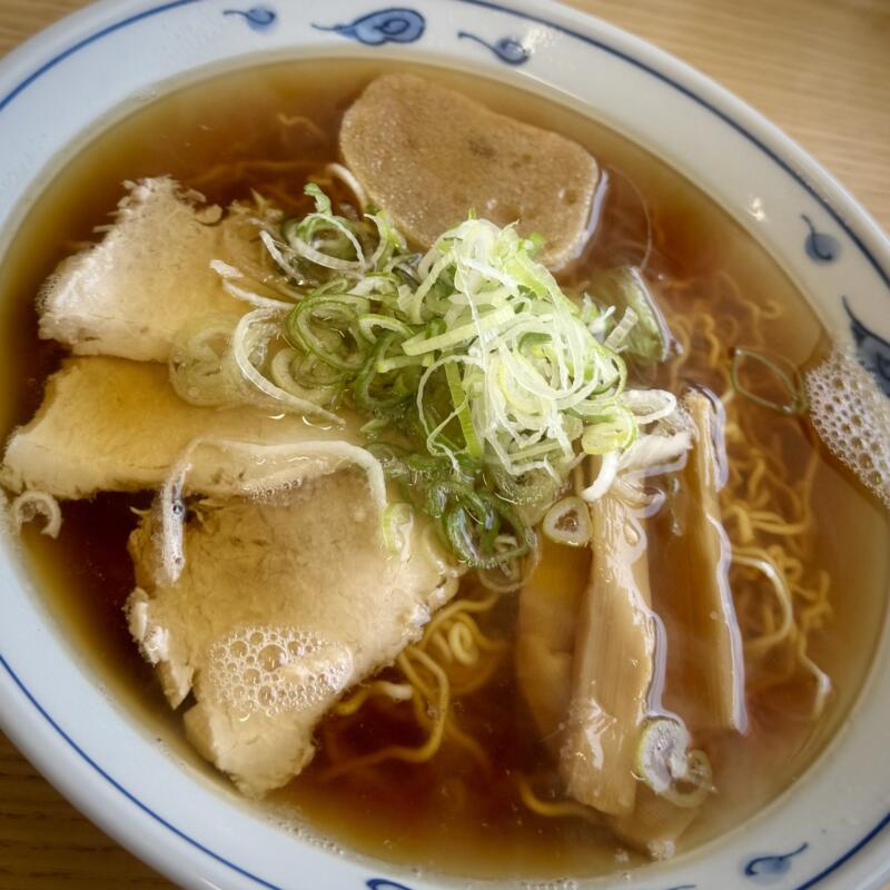 文ちゃんラーメン 青森県弘前市外崎 城東中央三丁目 弘前駅 中華そば 醤油ラーメン 津軽煮干しラーメン 具