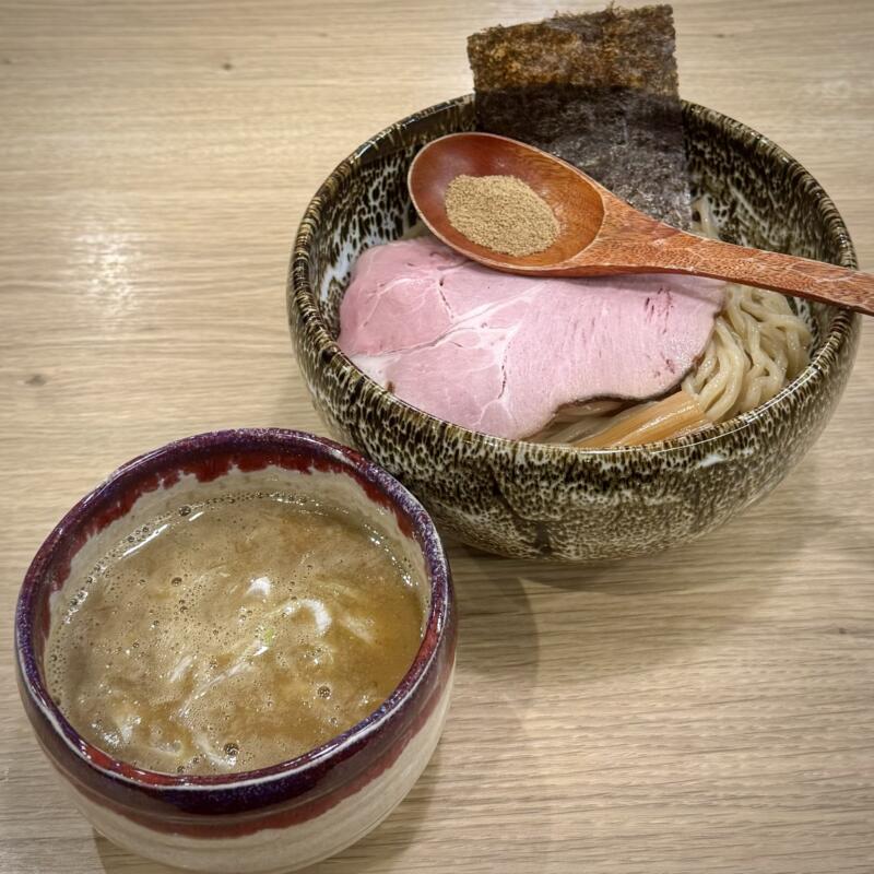 龍麺 りゅうめん 青森県青森市柳川 &LOVINA アンドラビナ1階 青森駅東口ビル 青森駅前 薫香魚介つけ麺 濃厚豚骨魚介系