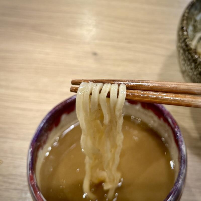 龍麺 りゅうめん 青森県青森市柳川 &LOVINA アンドラビナ1階 青森駅東口ビル 青森駅前 薫香魚介つけ麺 濃厚豚骨魚介系 麺