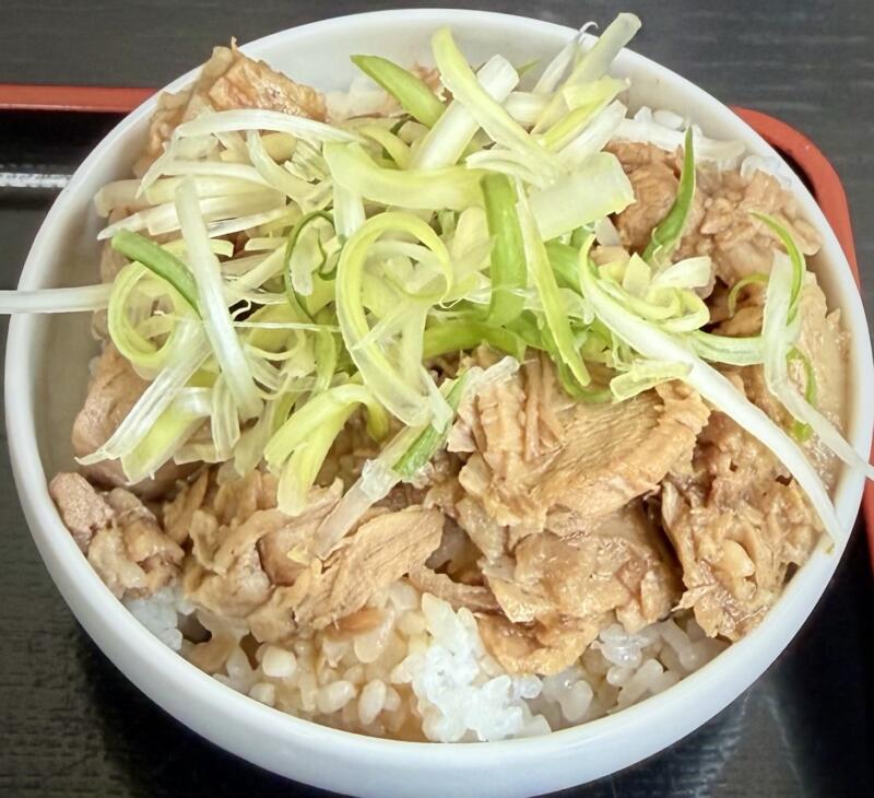 やまがた牛骨ラーメン 二代目平吉屋 へいきちや 富の中西 山形駅 山形県山形市富の中 サービスチャーシュー丼