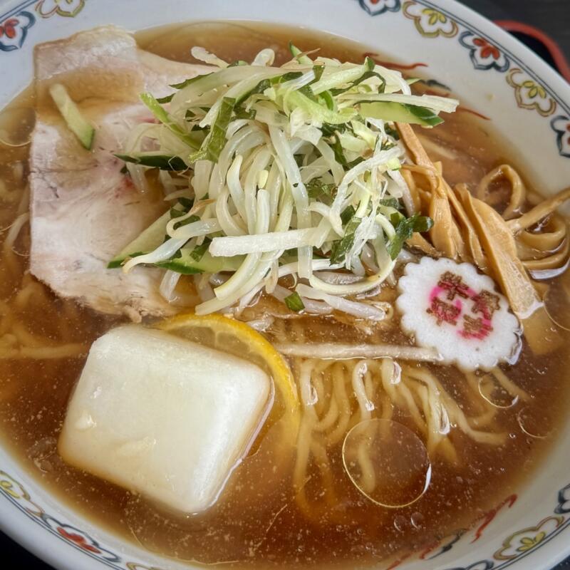 やまがた牛骨ラーメン 二代目平吉屋 へいきちや 富の中西 山形駅 山形県山形市富の中 平吉流レモン氷の冷やし出汁ラーメン 冷たい牛骨ラーメン 具