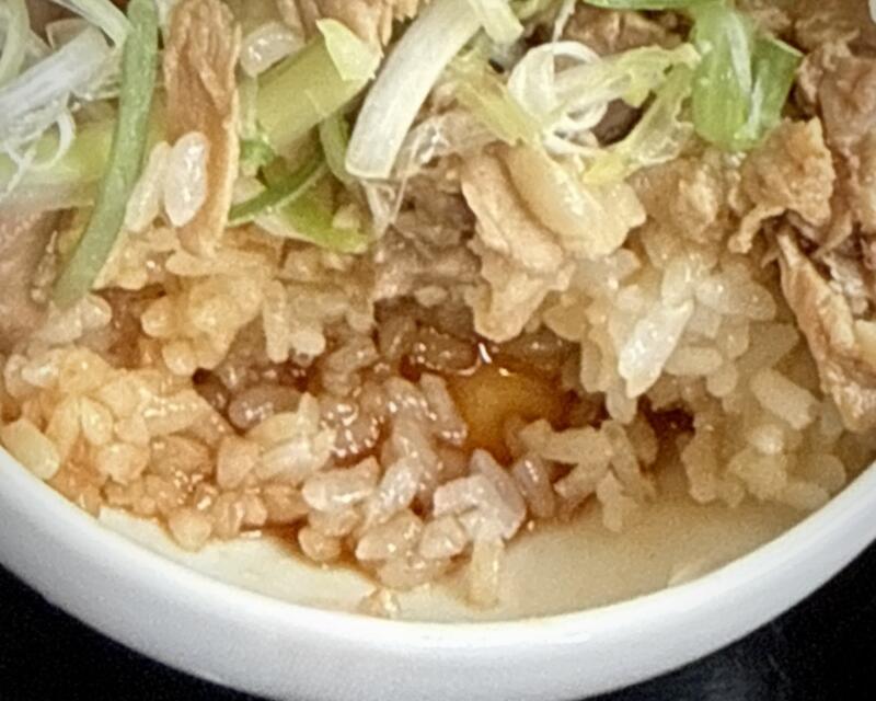 やまがた牛骨ラーメン 二代目平吉屋 へいきちや 富の中西 山形駅 山形県山形市富の中 サービスチャーシュー丼