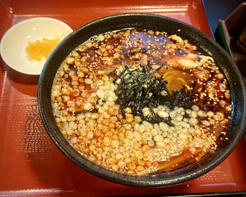 山形麺屋 殿 しんがり 山形県村山市楯岡 麻屋北 村山駅 温かい辛ガリ中華 辛ガリ中華そば ピリ辛醤油ラーメン 漬け物付き