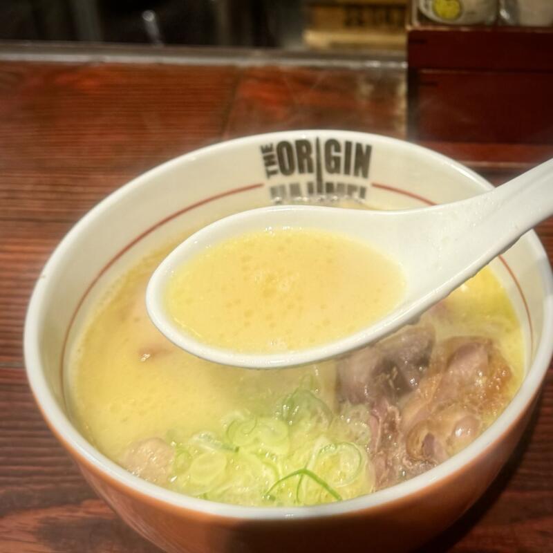 らあめん 元〜HAJIME はじめ 東京都板橋区坂下 蓮根一丁目 蓮根駅 鶏白湯塩らあめん 鶏白湯塩ラーメン スープ