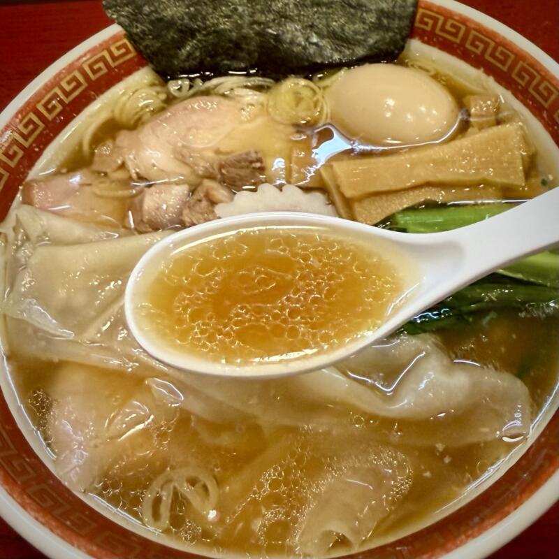 麺創庵 砂田 めんそうあん すなだ 東京都豊島区巣鴨 巣鴨四丁目 巣鴨駅 特製中華そば 福島ご当地 白河ラーメン 醤油ラーメン スープ