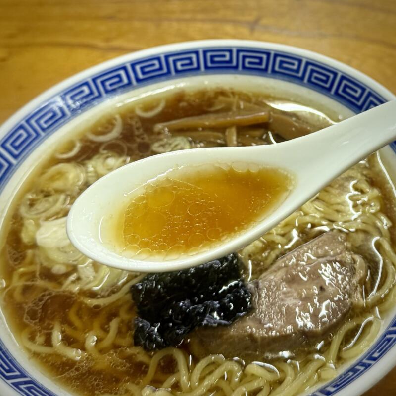 来集軒 浅草来集軒 東京都台東区西浅草 浅草公園六区 浅草駅 ラーメン 醤油ラーメン スープ