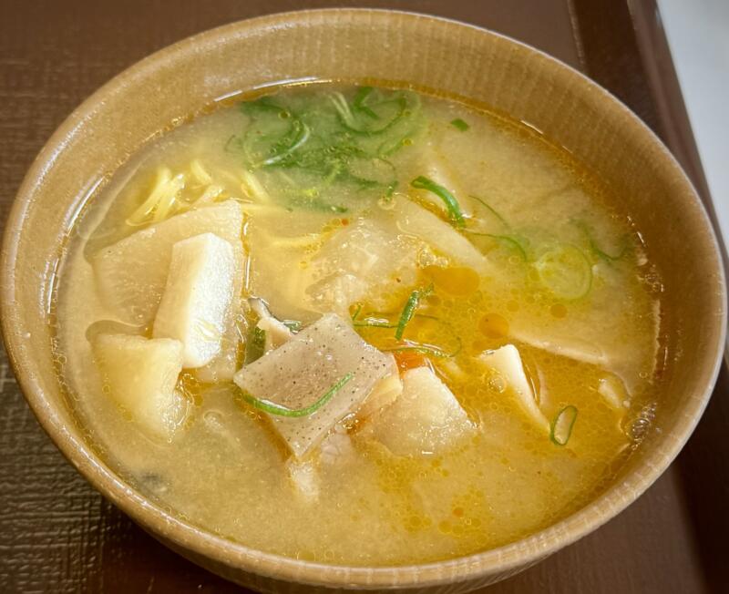 すき家 398号湯沢沖鶴店 秋田県湯沢市沖鶴 上倉内 湯沢駅 うな牛 鰻丼 牛丼 合い盛り とん汁みそらーめんおんたまセット 豚汁味噌ラーメン