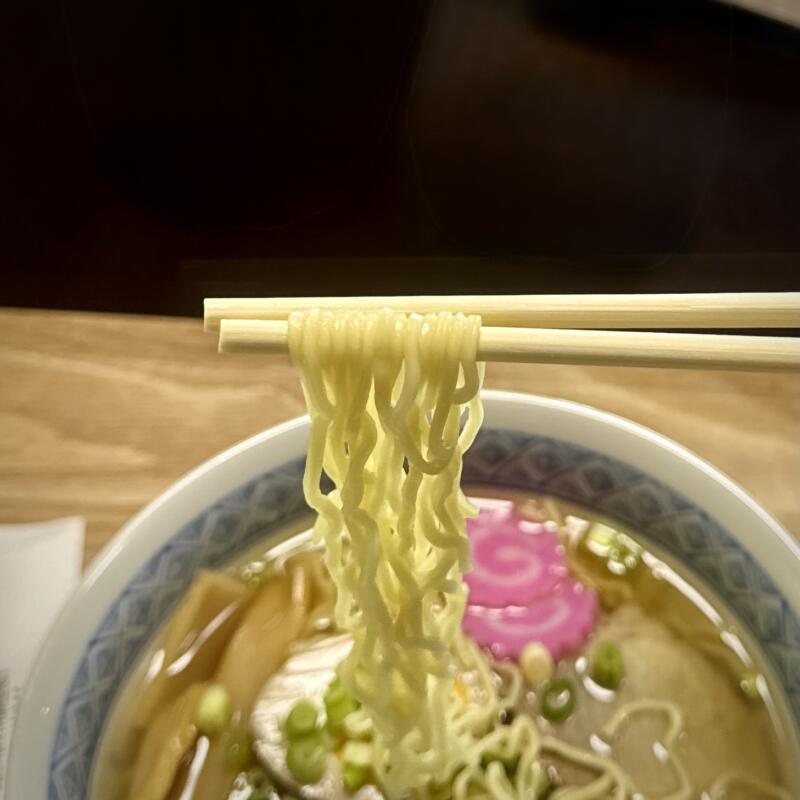 農家食堂 キッチン岳 だけ 秋田県山本郡藤里町粕毛 特養ホーム前 二ツ井駅 塩ラーメン 麺
