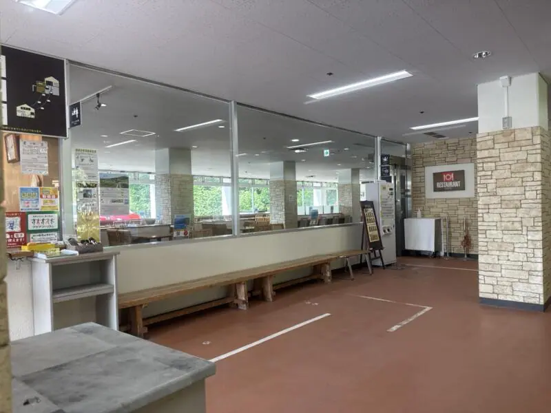 森吉山 阿仁ゴンドラ山麓駅内レストラン 阿仁スキー場 秋田県北秋田市阿仁鍵ノ滝 店舗外観