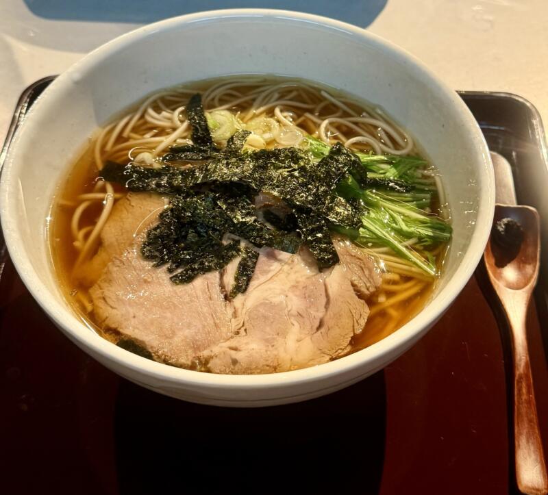 石孫本店 石孫らーめんの日 石孫らーめん部 秋田県湯沢市岩崎 下湯沢駅 石孫ラーメン 醤油ラーメン 稲庭ラーメン 稲庭中華そば 黒味噌付き