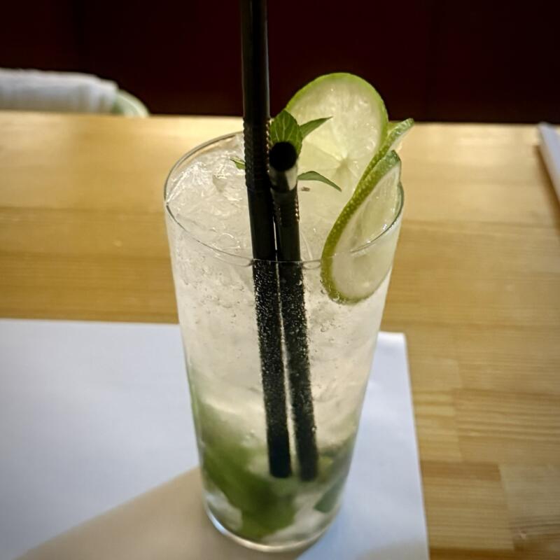 Radio's Bar ラジオズバー 秋田県秋田市大町 川反 かわばた 秋田駅 モヒート