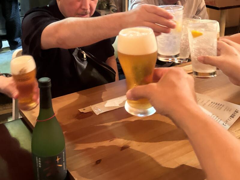 BAR JAH バー ジャー 秋田県秋田市大町 秋田駅 川反 かわばた 生ビール 乾杯