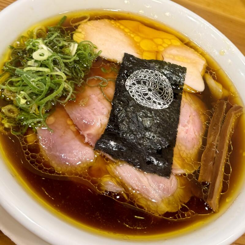 らぁ麺 くろ田 青森県弘前市山崎 自衛隊前 聖愛中高前駅 醤油らぁ麺 醤油手もみ 醤油ラーメン 具