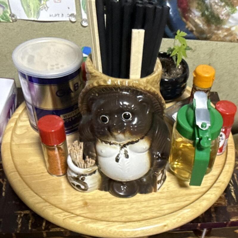 味の店 かしわ家食堂 秋田県仙北市西木町桧木内 松葉駅 辛口正油ラーメン 辛ネギ醤油ラーメン 味変 調味料