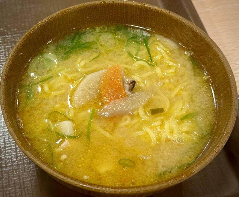 すき家 13号秋田牛島店 秋田県秋田市牛島東 羽後牛島駅 牛島駅入口 とん汁みそらーめん 豚汁味噌ラーメン
