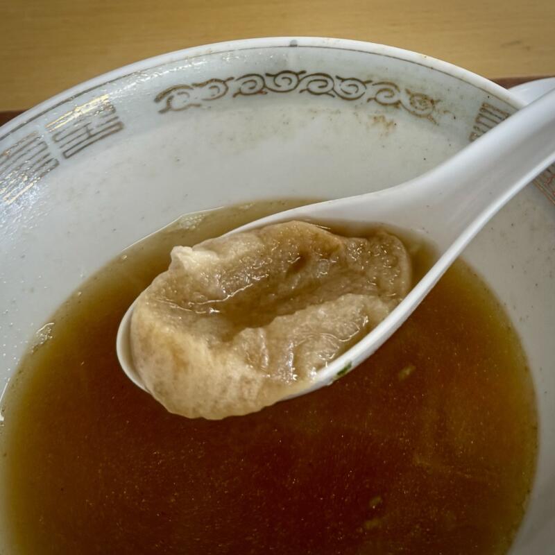味の店 工藤そばや 工藤製麺所 青森県黒石市浜町 黒石駅 らあめん 津軽煮干しラーメン 醤油ラーメン 麩