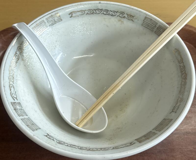 味の店 工藤そばや 工藤製麺所 青森県黒石市浜町 黒石駅 らあめん 津軽煮干しラーメン 醤油ラーメン 完食