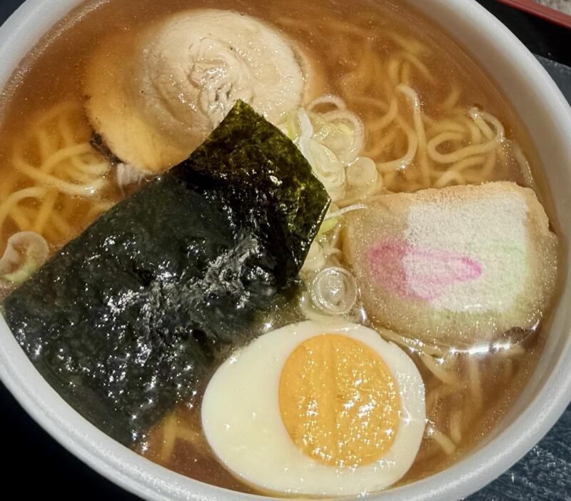 うどん・そば 香里ん亭 こりんてい 秋田県横手市山内土渕 道の駅 さんない ウッディランド内 らーめん ラーメン 醤油ラーメン 具