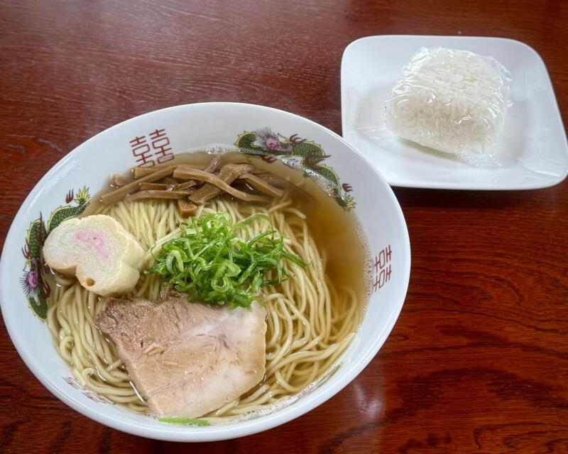 五城目朝市中華そば 秋田県南秋田郡五城目町鵜ノ木 シェアキッチン みんなの夢 五城目バスターミナル 八郎潟駅 秋田ご当地 十文字ラーメン 醤油ラーメン 和風中華そば ぼだっこ塩おにぎり 塩辛いおにぎり