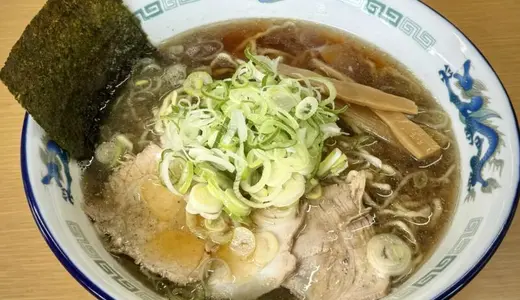 文ちゃんラーメン＠青森県弘前市外崎にてだしそばをオーダー！味濃いめ＋ねぎ増しで更に力強さと中毒性が炸裂する極上の津軽煮干しラーメン♪