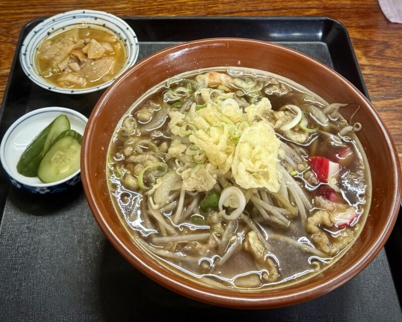 お食事処 妙光 妙光食堂 青森県黒石市元町 境松駅 境松一丁目 境松庁舎前 凧ラーメン ソースラーメン 小鉢 もつ煮込み 漬け物付き