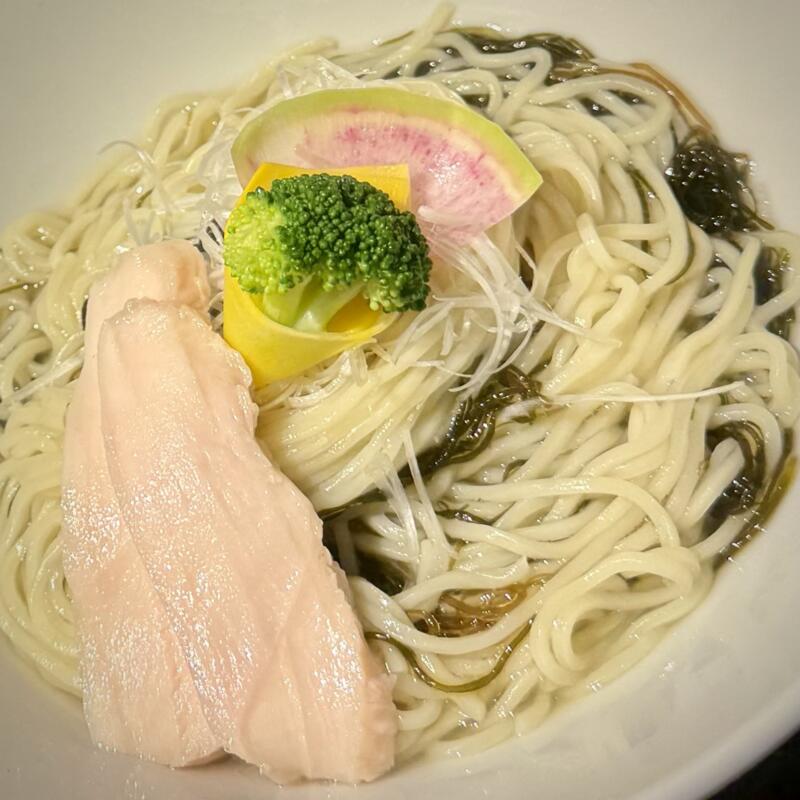 ECHIGO SPANISH SINO エチゴスパニッシュシノ 新潟県長岡市東坂之上町 スズラン通り 長岡駅前 寺泊産天然もずくの鶏骨醤油つけ麺 具