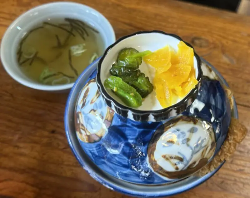 食堂 六太郎 六太郎食堂 新潟県新潟市南区白根 カツ丼 かつ丼