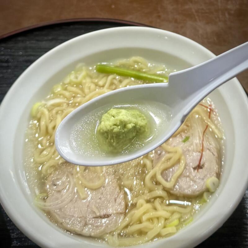 農家レストラン 塩川屋 福島県喜多方市 新町 喜多方駅 わさび塩ラーメン 山葵しおラーメン 喜多方ラーメン スープ