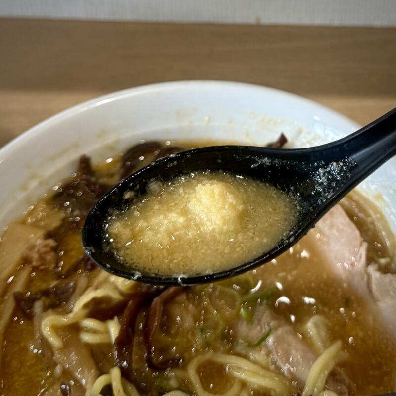 MONCHAN RAMEN SHUN もんちゃんラーメン シュン 秋田県由利本荘市川口 県立大学入口 羽後本荘駅 炒め味噌らーめん 味噌ラーメン スープ おろし生姜