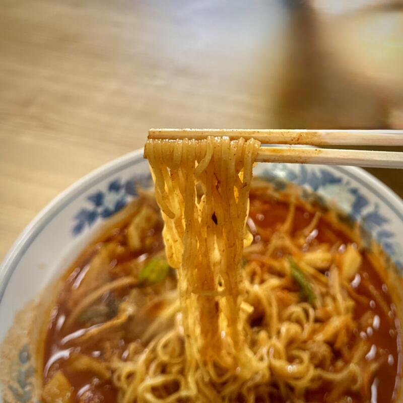 万松 まんまつ 秋田県潟上市飯田川下虻川 秋田銀行大久保支店前 大久保駅 唐人ちゃんぽん 3倍辛 秋田ご当地ラーメン 秋田ちゃんぽん 辛いチャンポン 麺