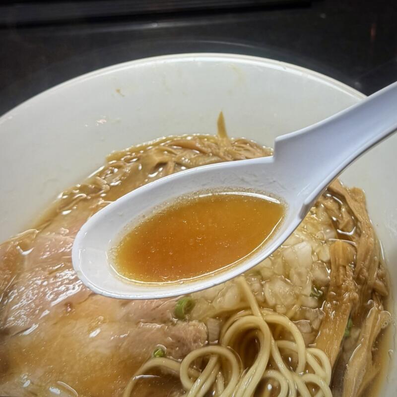 麺処 晴 麺処HARU はる 東京都台東区下谷 入谷鬼子母神 鶯谷駅 入谷駅 中華そば 煮干しラーメン 醤油ラーメン スープ