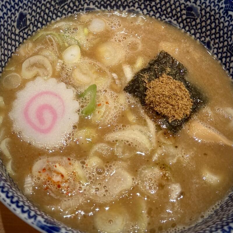 六厘舎 東京ラーメンストリート店 ろくりんしゃ 東京都千代田区丸の内 東京駅一番街 B1F 東京ラーメンストリート内 生七味つけめん 濃厚豚骨魚介系つけ麺 具