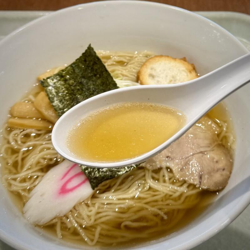 軽食ひまわり 秋田県横手市横手町 スーパーマーケットよねや ハッピーモール店内 横手駅 十文字ラーメン 十文字中華そば 醤油ラーメン スープ