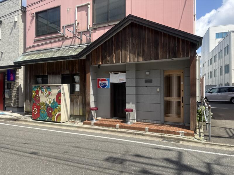 らーめん萬亀 ばんき 秋田県秋田市中通 秋田駅前 買物広場 外観