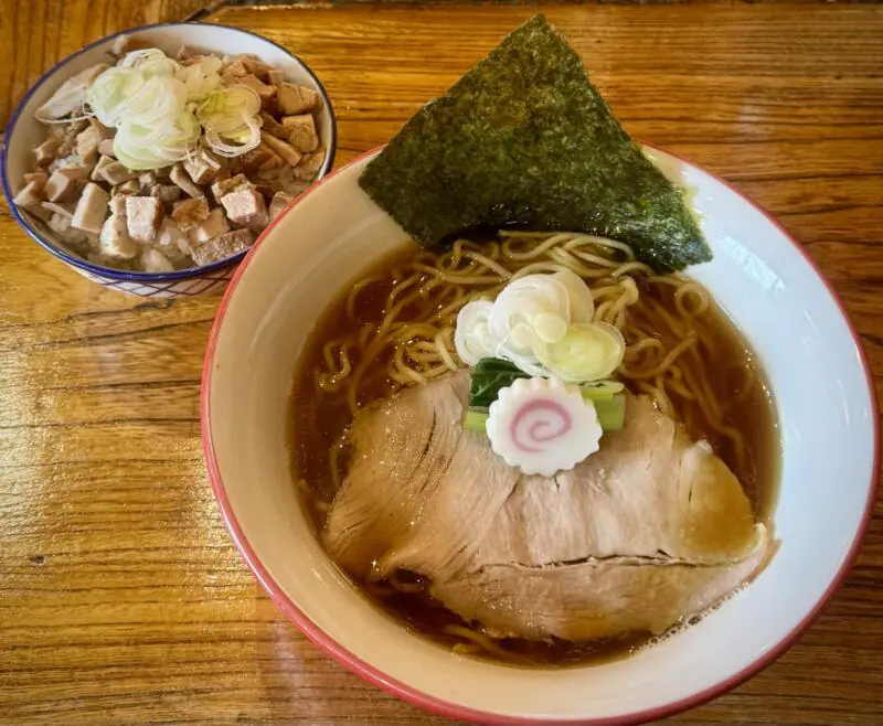 そつだ食堂 秋田県仙北市田沢湖卒田 森の駅内 煮干そば 醤油ラーメン 煮干しラーメン チャーシューご飯 チャーシューライス